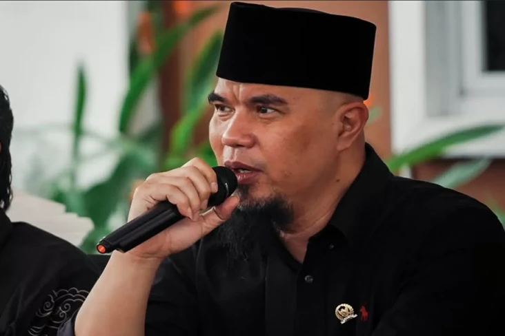Menolak Tua, Ahmad Dhani...