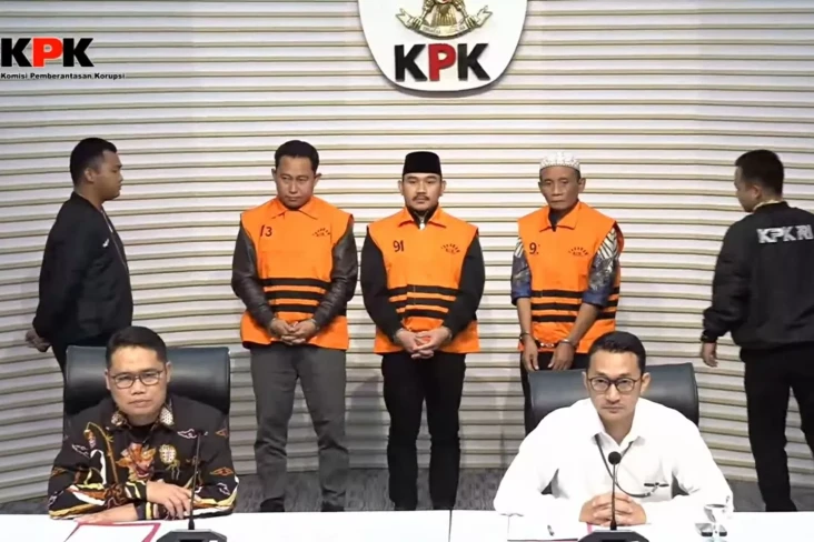 Bupati Bekasi Ade Kuswara...