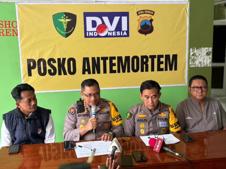 16 Korban Tewas Kecelakaan...