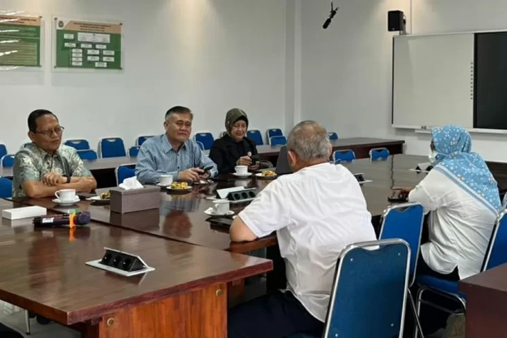 APHI dan Fakultas Kehutanan...