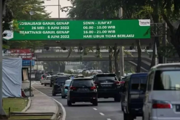 Libur Nataru, Ganjil...