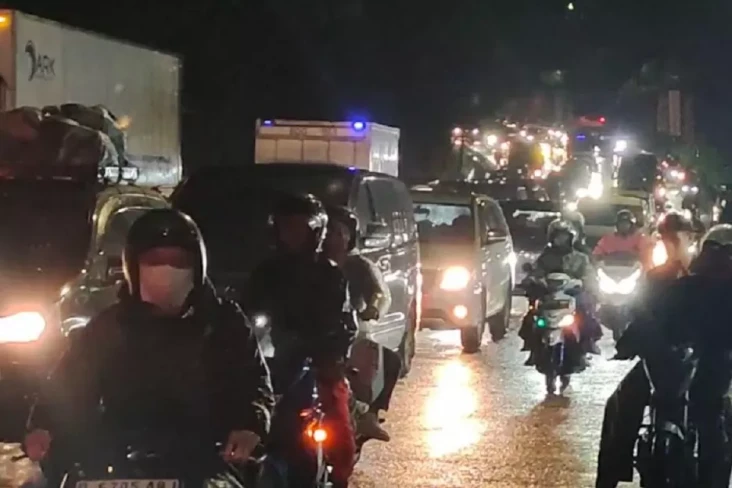 Arus Balik Nataru Diprediksi...
