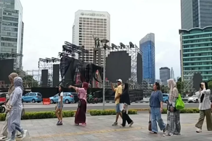 Tahun Baru Tanpa Kembang...