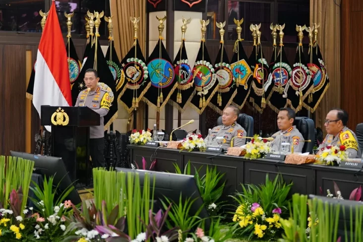 Jelang Akhir 2025, Kapolri...