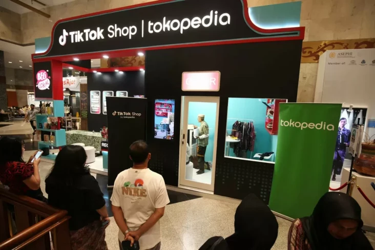 Promo Akhir Tahun, Transaksi...