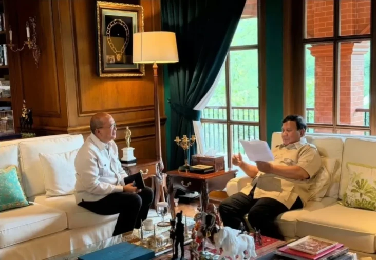 Prabowo Bertemu Rosan...