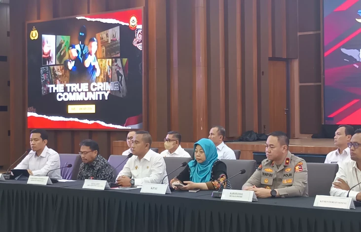 Densus 88 Ungkap Puluhan...