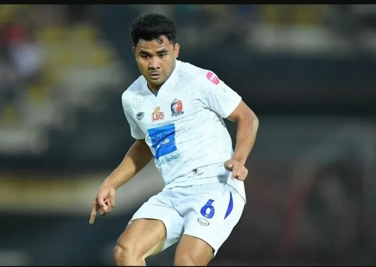 Bek Timnas Indonesia...
