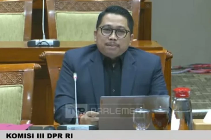 Penempatan Polri di...