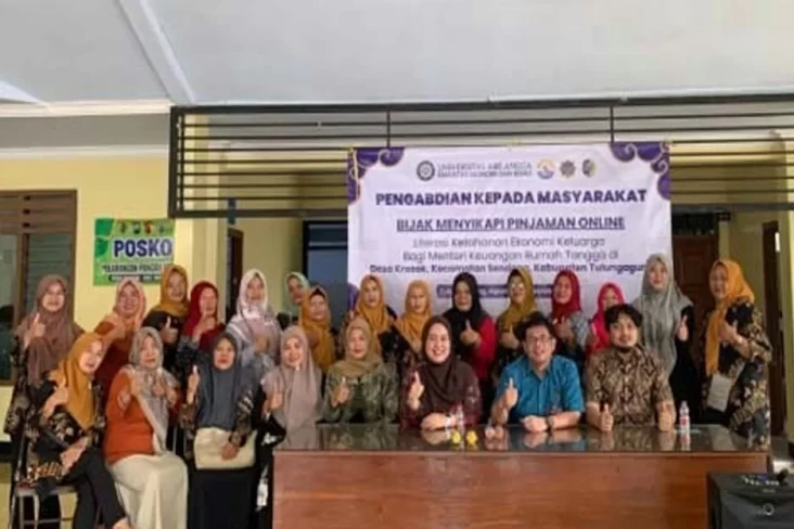 Rentan Terjerat Pinjaman...