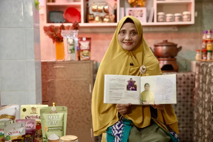 Merintis dari Rumah,...