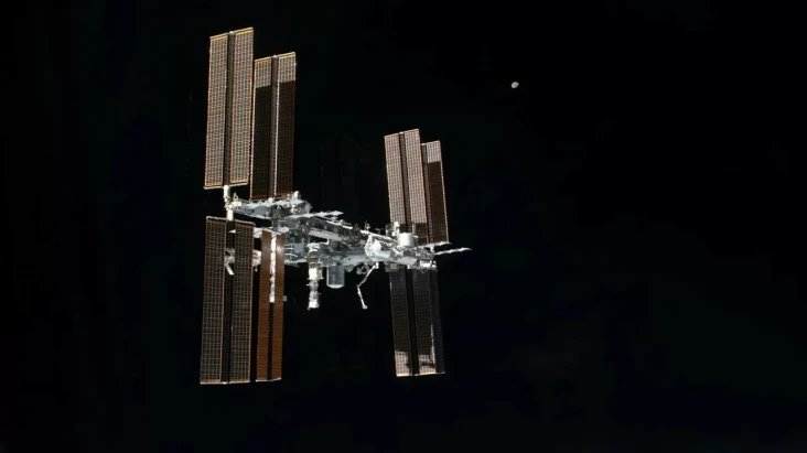 Astronot NASA Siap Tinggalkan...
