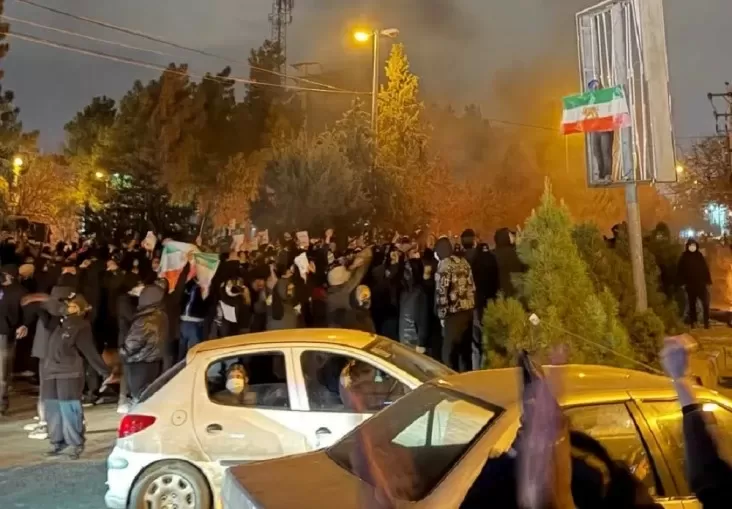 Iran Mencekam! DPR Desak...