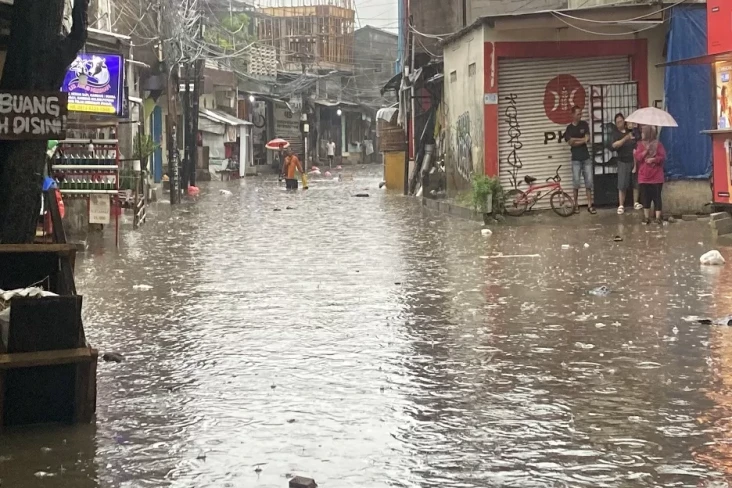 22 RT dan 33 Ruas Jalan...