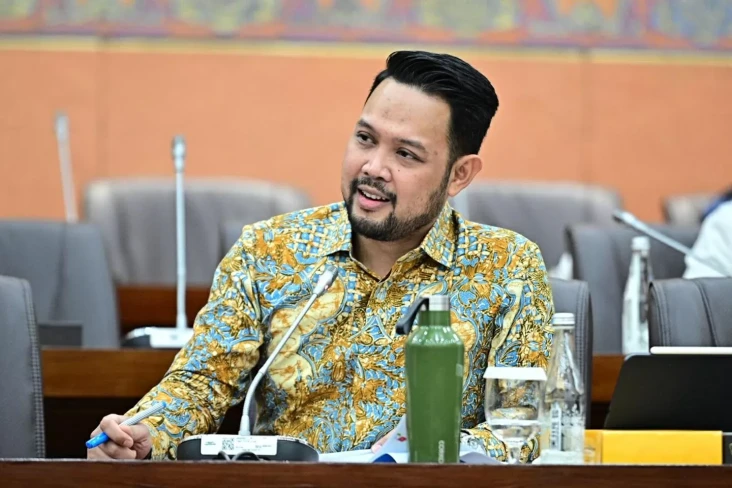 Anggota DPR: Kritik...