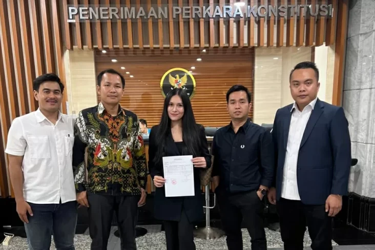 Uji Materi Pasal 304...