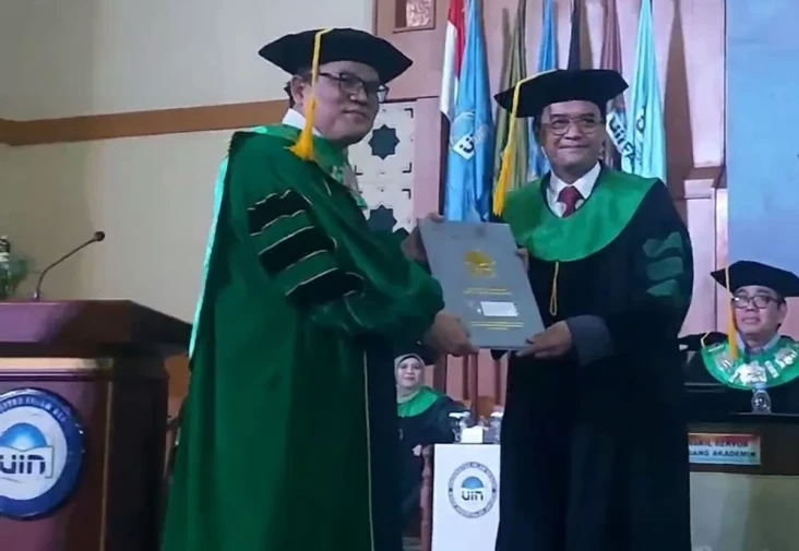 Gun Gun Heryanto Dikukuhkan...