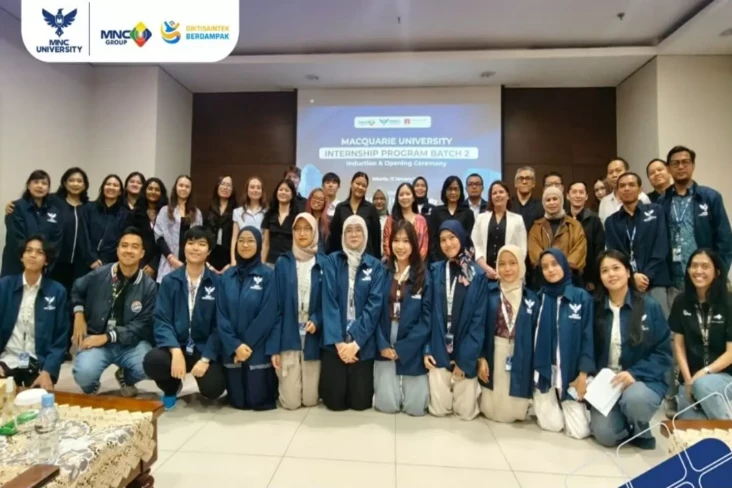 Mahasiswa MNC University...
