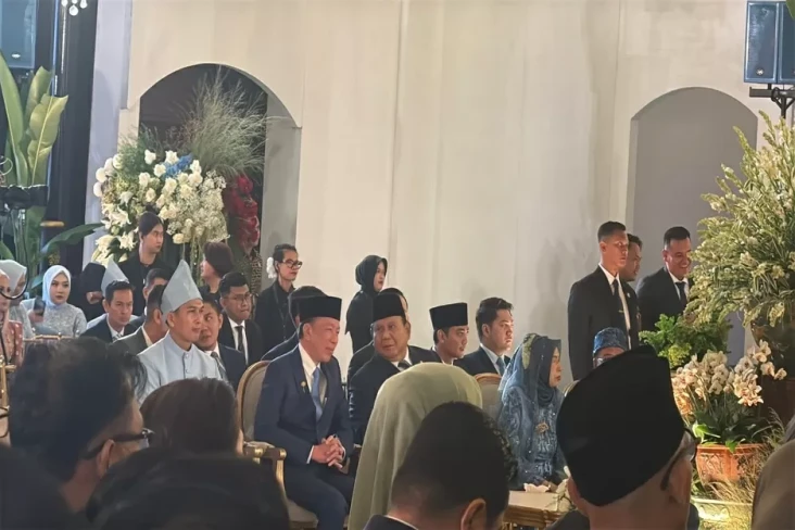 Prabowo dan Jokowi Bertemu...
