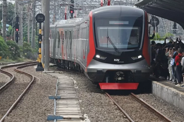 Stasiun Jakarta Kota...