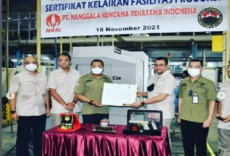 Kemandirian Industri...