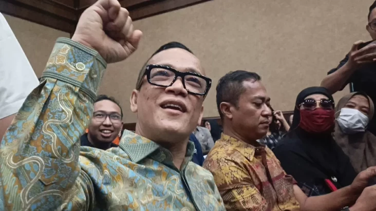 Noel Ebenezer Bakal...