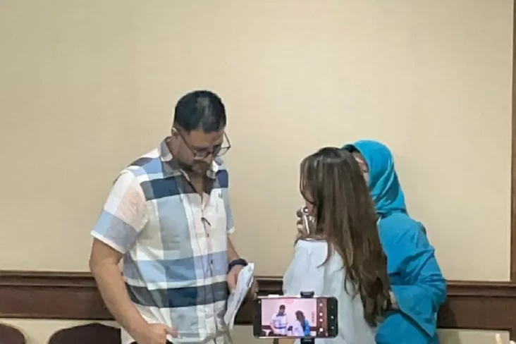 Selesai Sidang, Ditjen...
