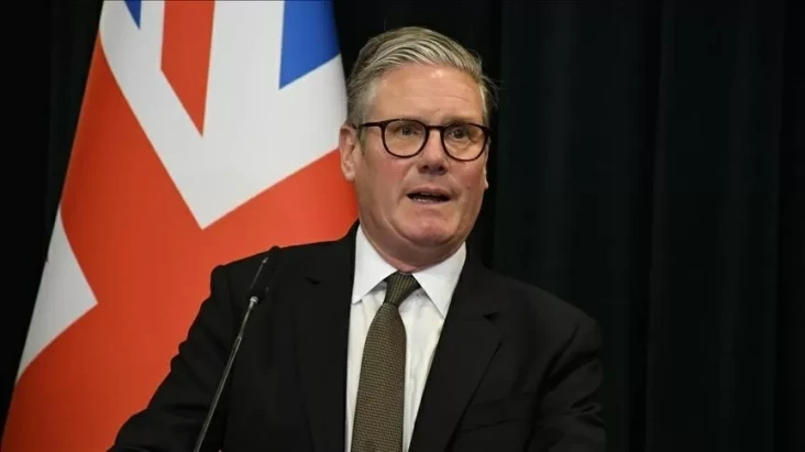Starmer Tuntut Trump...