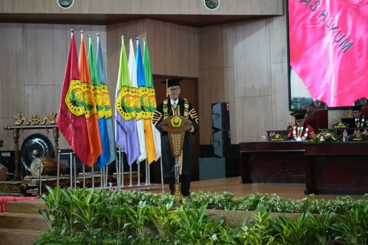 800 Lulusan UNEJ Diwisuda,...