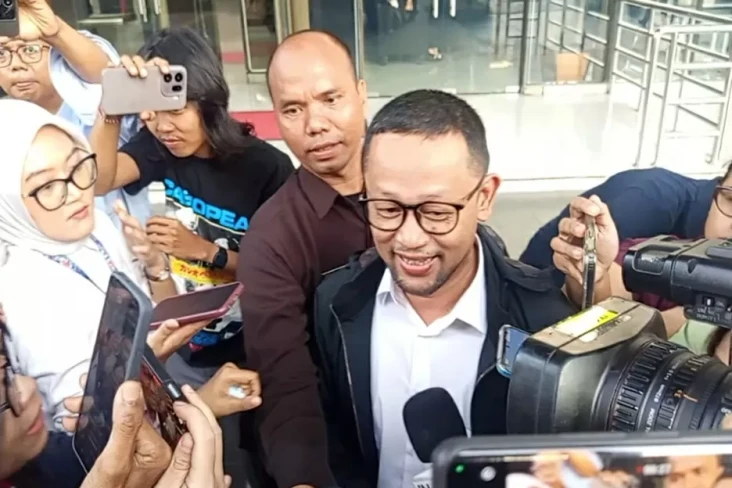 Diperiksa Soal Korupsi...