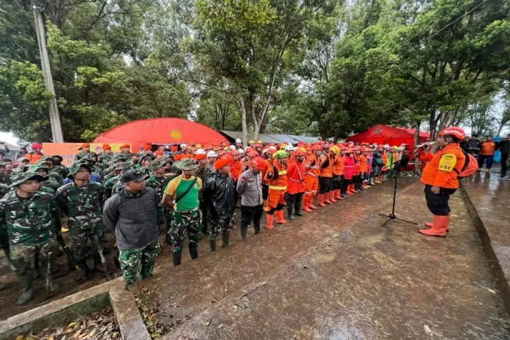 80 Warga Masih Hilang...