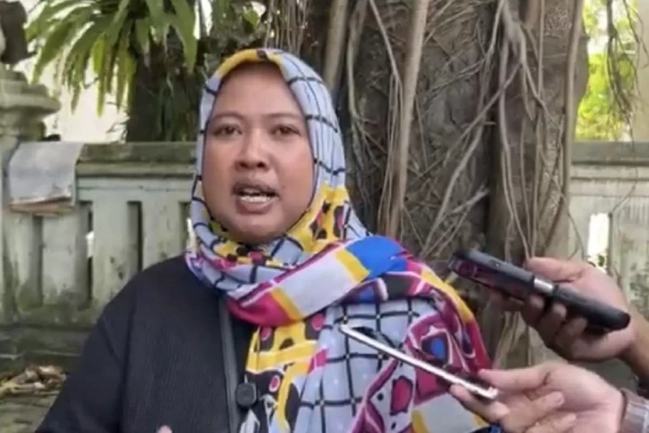 Sang Suami Dijadikan...