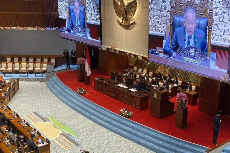 Ganti Inosentius Samsul,...