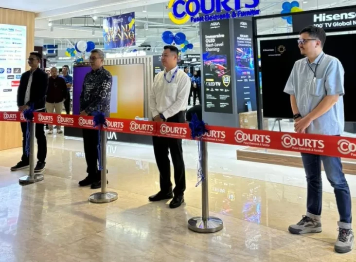 COURTS Perluas Jaringan...