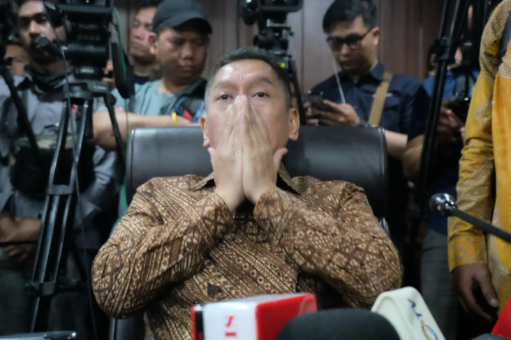 5 Fakta Adies Kadir...