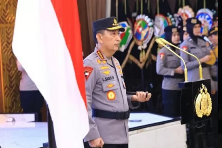 7 Kombes Pol Dimutasi...