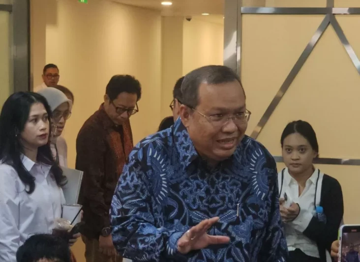 Iman Rachman Mundur,...