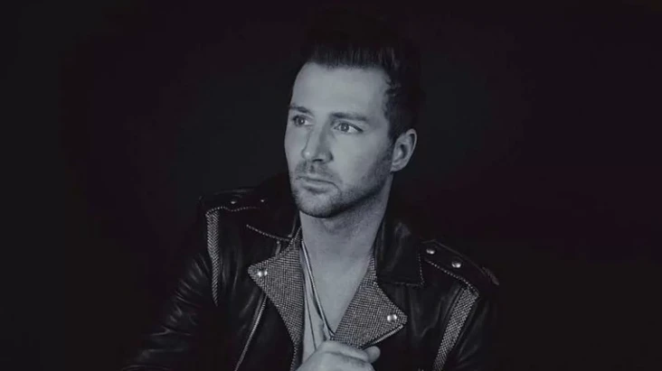 Secondhand Serenade...