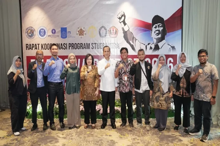 Kementerian Transmigrasi...