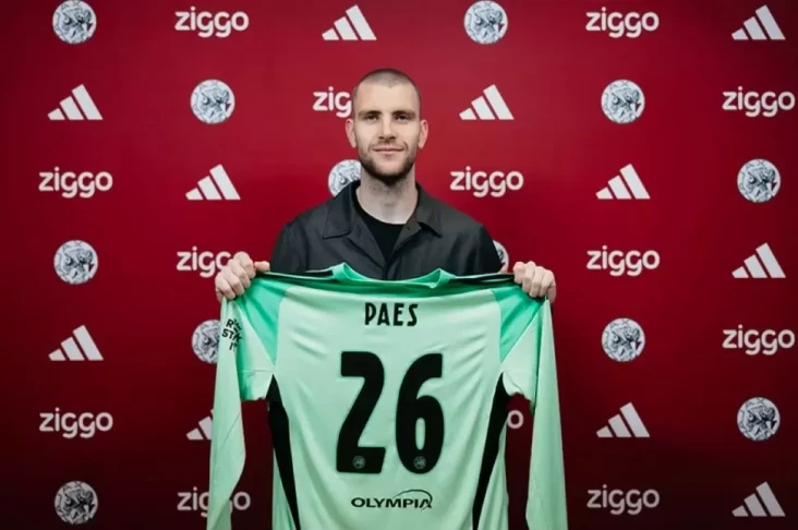 Maarten Paes Resmi Berseragam...