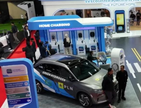 Jumlah Mobil Listrik...