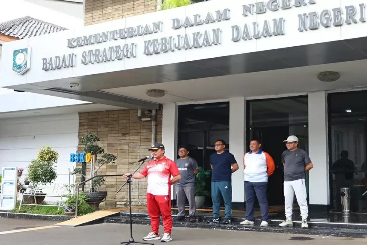 Sukseskan Gerakan Indonesia...