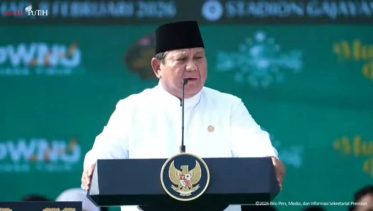 Prabowo Hadiri Mujahadah...