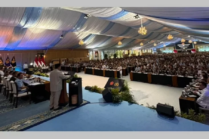 Momen Prabowo Beri Taklimat...