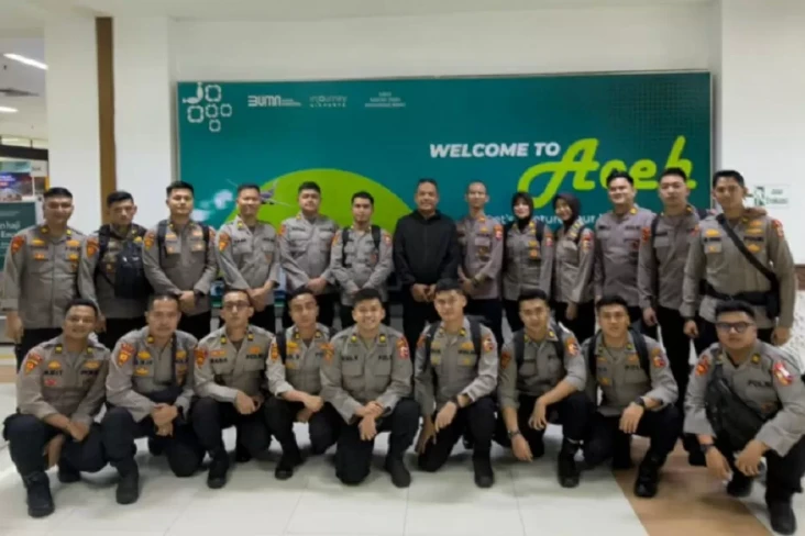 Mahasiswa STIK PTIK...