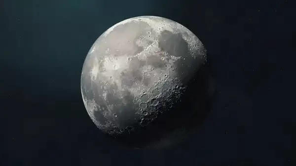Bulan Semakin Menjauh...