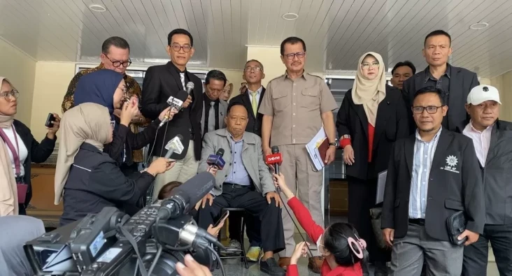 Refly Harun Sebut Mohamad...