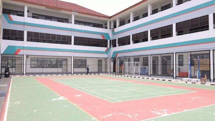 Pemkot Tangsel Bangun...