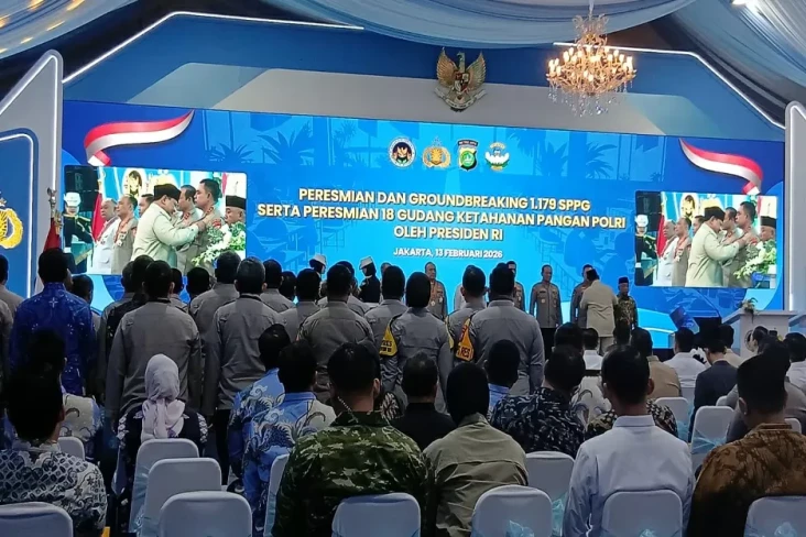 Presiden Prabowo Beri...