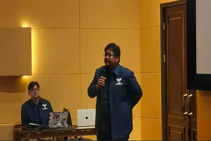 Launching Video Klip...